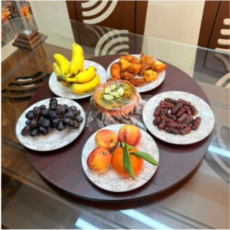 Turnable 360 degree table topper cofee